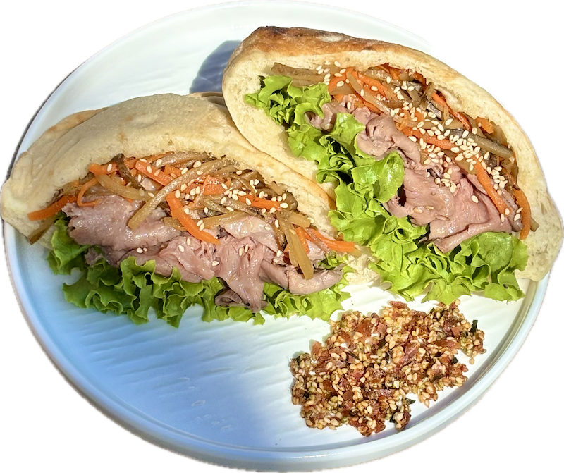 極上！和牛サーロインのローストビーフフォカッチャ～至極の炙りマスタードソース添え～style=